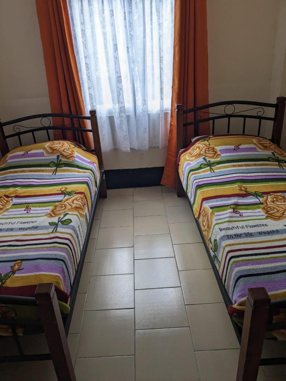 De Kolibrie Appartementen Paramaribo Eksteriør billede